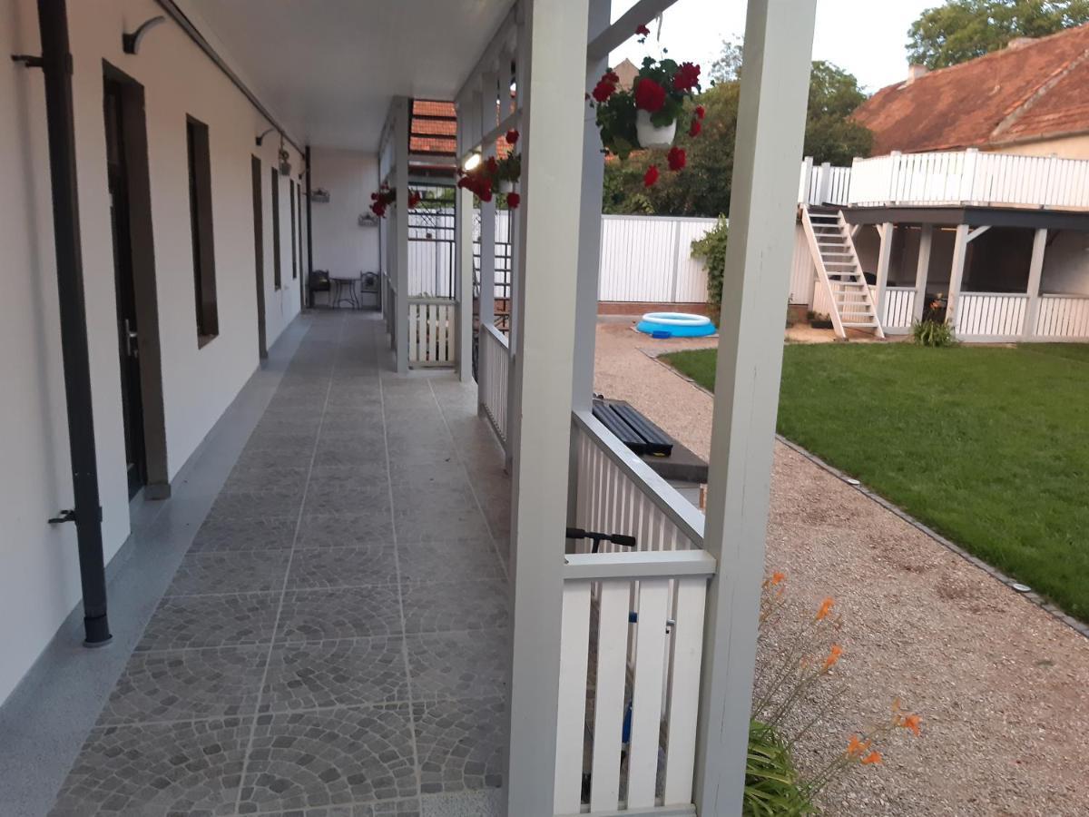 Apartment Casa J. Gusbeth