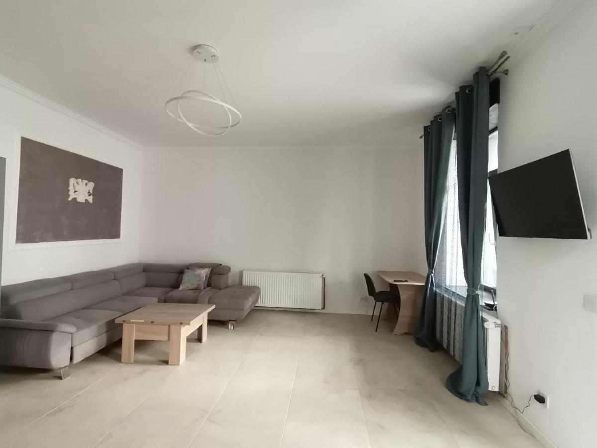 Casa J. Gusbeth Apartment